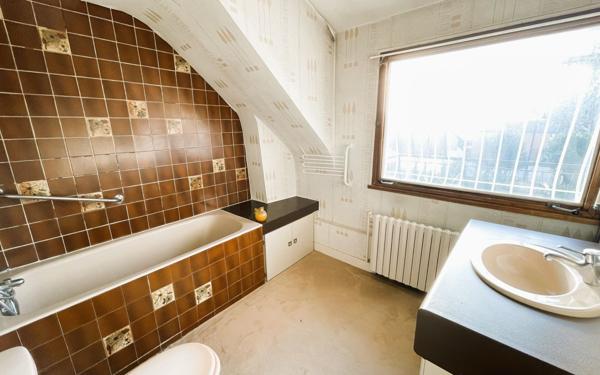 Maison à vendre    5 pièces • 85 m2 Antony