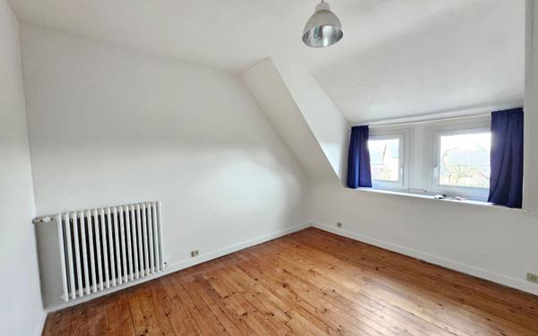 Maison à louer    5 pièces •  Trébeurden