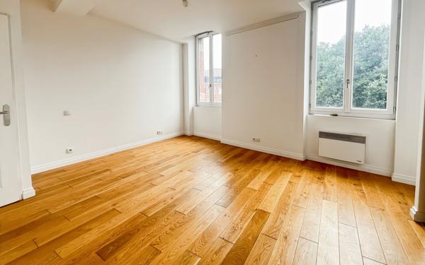 Appartement à vendre    3 pièces • 76,49 m2 Toulouse