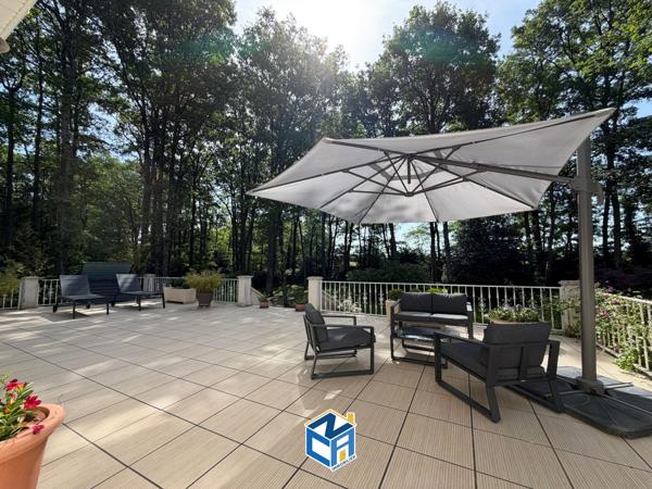 MAISON 4 CHAMBRES - SOUS-SOL COMPLET - VÉRANDA - TERRAIN ARBORÉ 4522M2