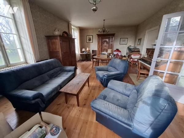 A VAL DE COGNAC - Maison de maître de 228m² hab sur 11 435m² de parc et 150m² de dépendances