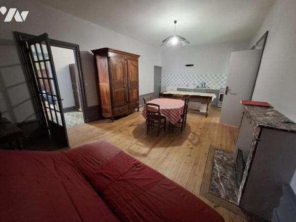 A VAL DE COGNAC - Maison de maître de 228m² hab sur 11 435m² de parc et 150m² de dépendances