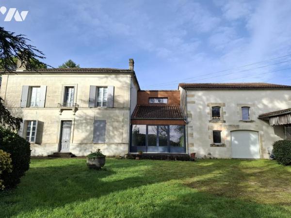 A VAL DE COGNAC - Maison de maître de 228m² hab sur 11 435m² de parc et 150m² de dépendances