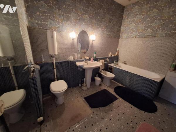 A VAL DE COGNAC - Maison de maître de 228m² hab sur 11 435m² de parc et 150m² de dépendances