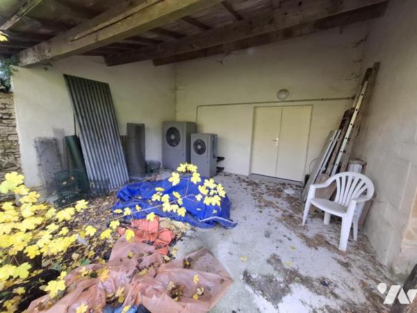 A VAL DE COGNAC - Maison de maître de 228m² hab sur 11 435m² de parc et 150m² de dépendances