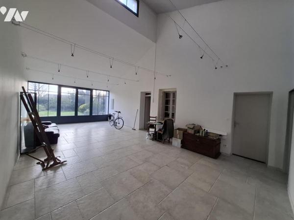 A VAL DE COGNAC - Maison de maître de 228m² hab sur 11 435m² de parc et 150m² de dépendances