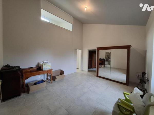 A VAL DE COGNAC - Maison de maître de 228m² hab sur 11 435m² de parc et 150m² de dépendances