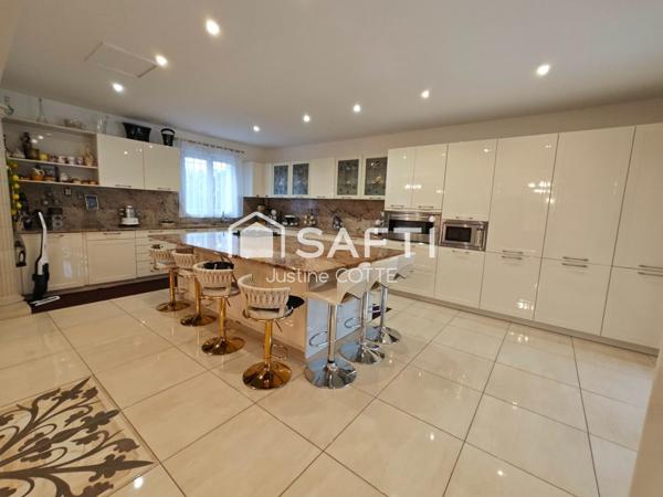 34 300 Agde – Maison 5 pièces, piscine et terrain