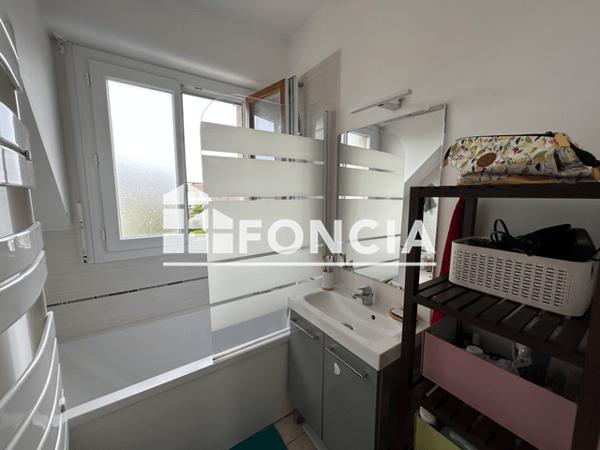 Location Appartement meublé 2 pièces 42.18 m² - 12 RTE DE CORBIE Rivery 80136