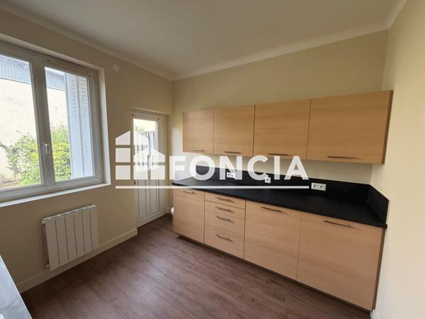 Location Appartement 3 pièces 49.57 m² - 21 RUE JEANNE D'ARC Beauvais 60000