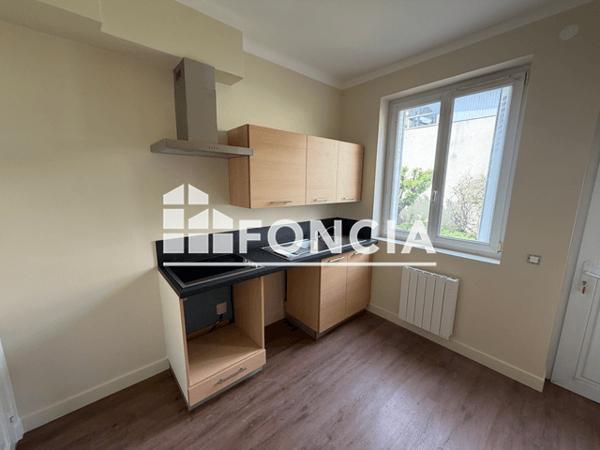 Location Appartement 3 pièces 49.57 m² - 21 RUE JEANNE D'ARC Beauvais 60000
