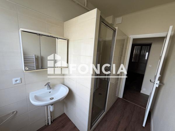 Location Appartement 3 pièces 49.57 m² - 21 RUE JEANNE D'ARC Beauvais 60000