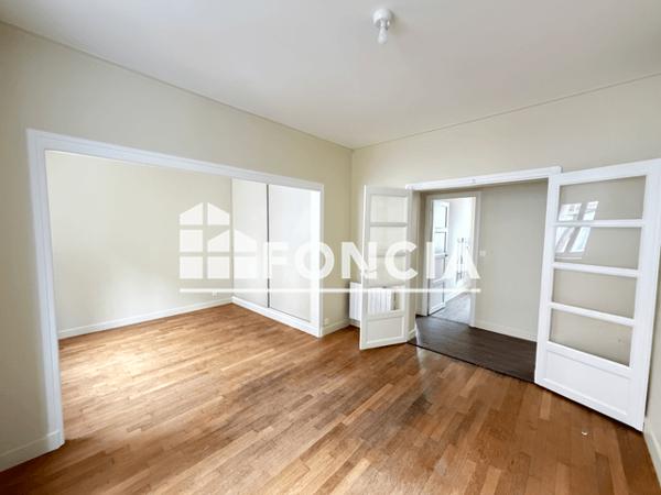 Location Appartement 3 pièces 49.57 m² - 21 RUE JEANNE D'ARC Beauvais 60000