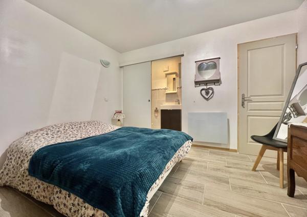 Lauris (84360) Appartement T2 rénové avec jardin