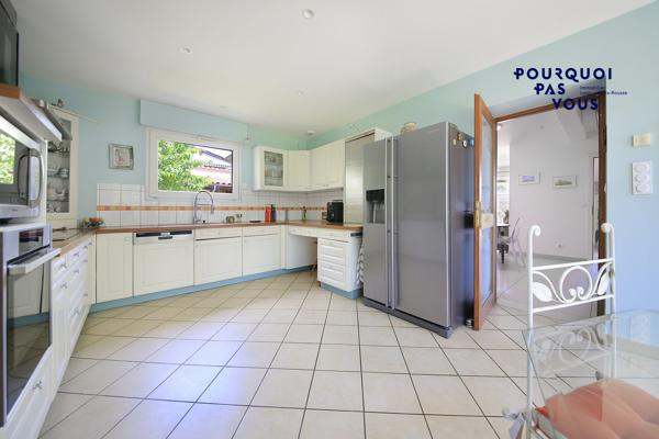 Maison familiale avec piscine