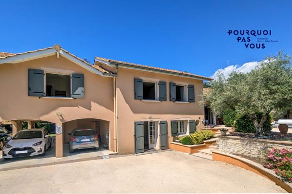 Maison familiale avec piscine