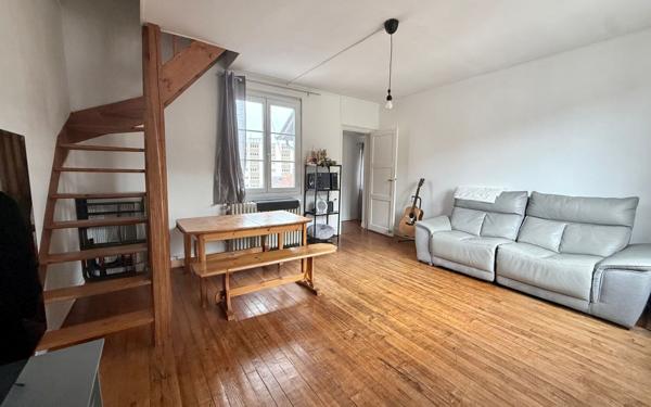 Immeuble à vendre    14 pièces • 337 m2 Déville-lès-Rouen
