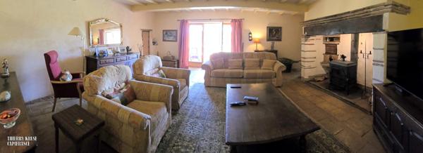 Magnifique ferme authentique de charme - 200m² rénovés avec passion - Vue panoramique - Calme absolu - Second logement attenant.