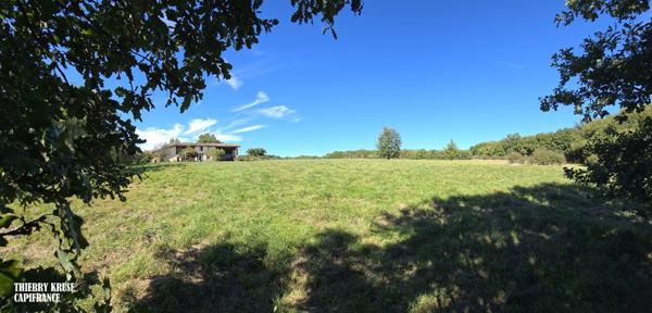 Magnifique ferme authentique de charme - 200m² rénovés avec passion - Vue panoramique - Calme absolu - Second logement attenant.