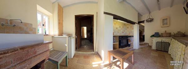 Magnifique ferme authentique de charme - 200m² rénovés avec passion - Vue panoramique - Calme absolu - Second logement attenant.