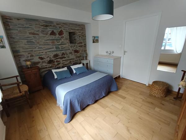 EN EXCLUSIVITÉ - Maison en pierre