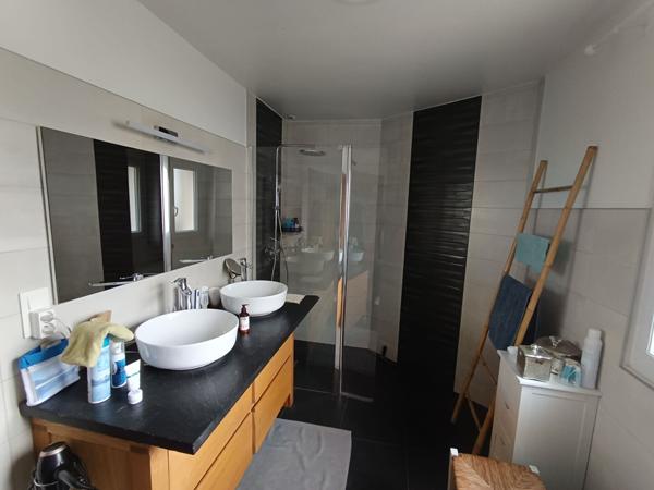 EN EXCLUSIVITÉ - Maison en pierre