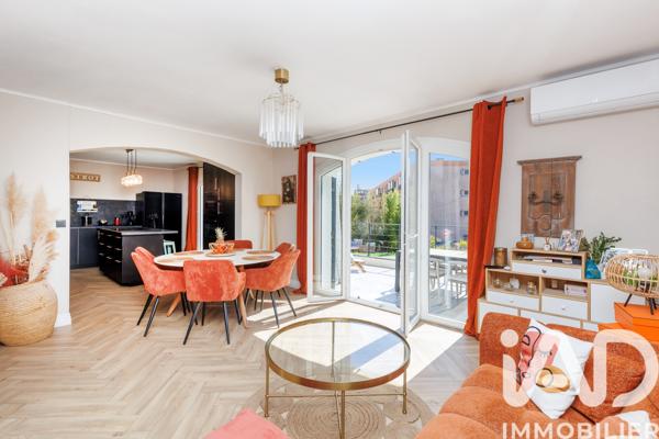 Maison à vendre 6 pièces 153 m² Mandelieu-la-Napoule