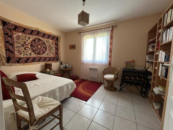 Villa 151m² 4 chambres sur terrain arboré de 655m² avec grand garage