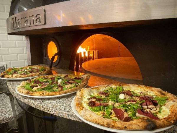 Restaurant, bar Saintes restauration, 150 m²