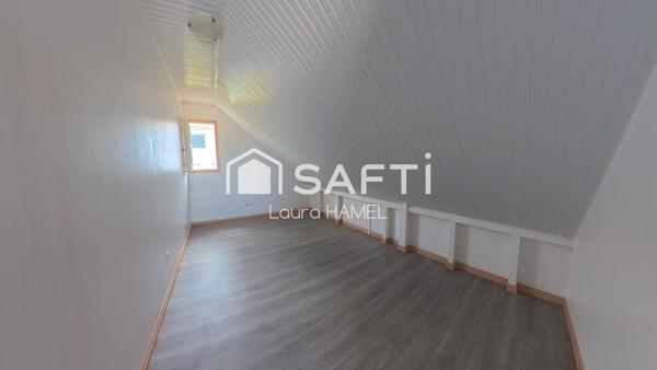 Maison T3, en bois, terrain plat, quartier calme.