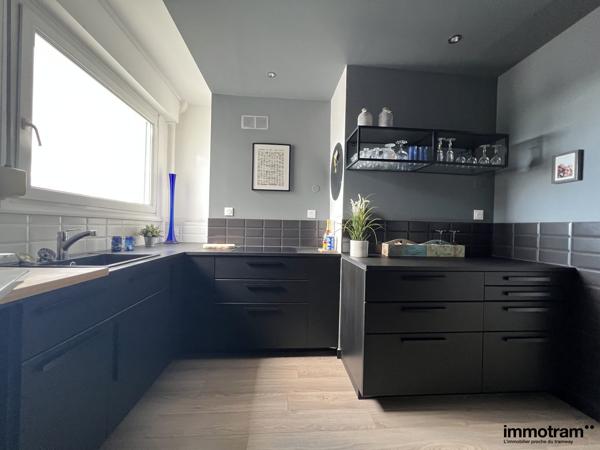 Vente Appartement 111m 2 - 3 chambre(s) - Tourcoing, Ma Campagne • Réf. VA27106