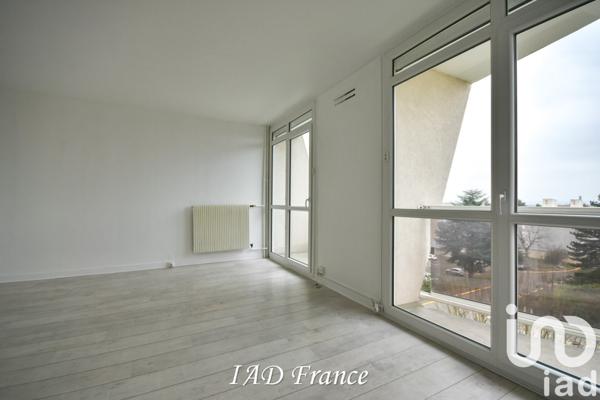 Studio 1 pièce de 32 m² à Plaisir (78370)