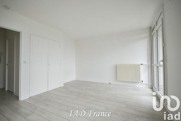 Studio 1 pièce de 32 m² à Plaisir (78370)