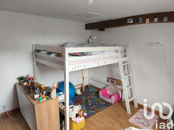 Maison à vendre 7 pièces 170 m² Noyant-Villages