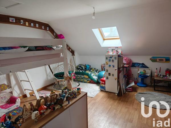 Maison à vendre 7 pièces 170 m² Noyant-Villages