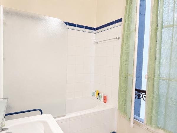 Appartement
         3 pièces
        - 60 m² Exclusivité 682 500 € *