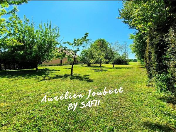PROPRIÉTÉ DE CARACTÈRE –  9 HECTARES DE NATURE