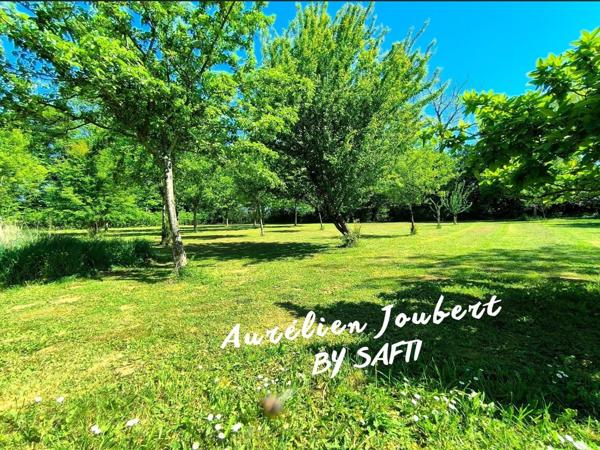 PROPRIÉTÉ DE CARACTÈRE –  9 HECTARES DE NATURE