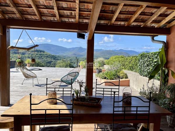Maison familiale avec vue panoramique sur les Pyrénées