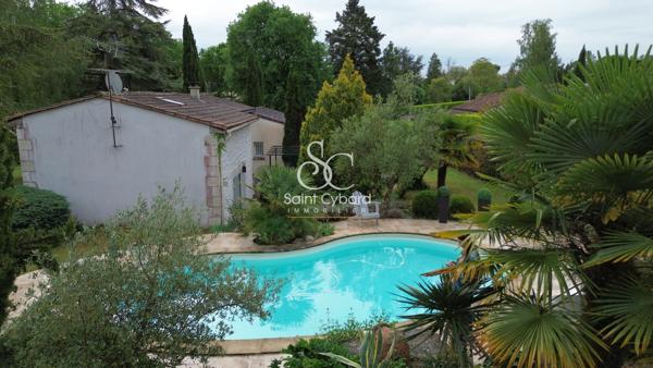 Voeuil et Giget – Belle Maison avec piscine