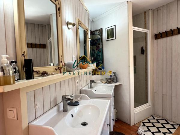 A VENDRE MAISON PIERRE 400M² AVEC PISCINE