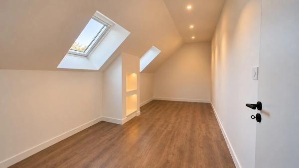 MAISON CONTEMPORAINE - 140 m² - MEUCON