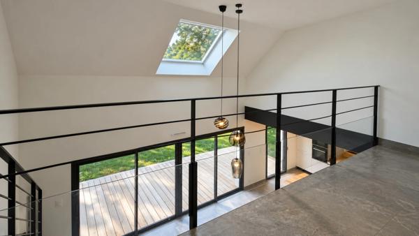 MAISON CONTEMPORAINE - 140 m² - MEUCON