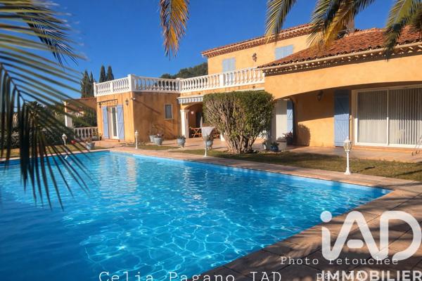 Maison à vendre 5 pièces 169 m² Le Castellet