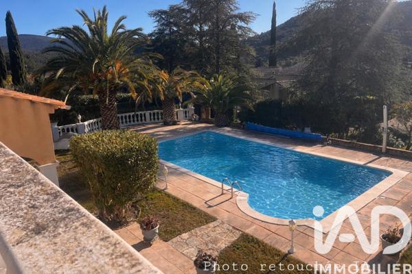 Maison à vendre 5 pièces 169 m² Le Castellet