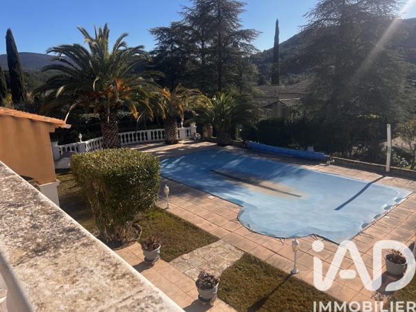 Maison à vendre 5 pièces 169 m² Le Castellet