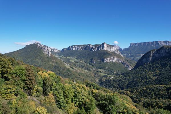 Saint-Christophe-sur-Guiers (38380) Maison avec jardin + grange - La Ruchère - 35mn de Chambéry - Massif de la Chartreuse