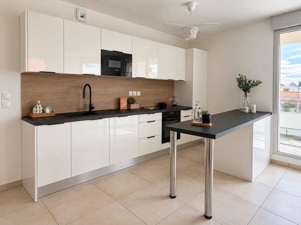 Appartement 4 pièces 87m² + Terrasse de 40m² + Parking sous-sol ! BARRIERE DE PARIS