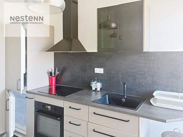 Appartement 2 pièces rénové en dernier étage à Toulon ouest Pont de Bois.