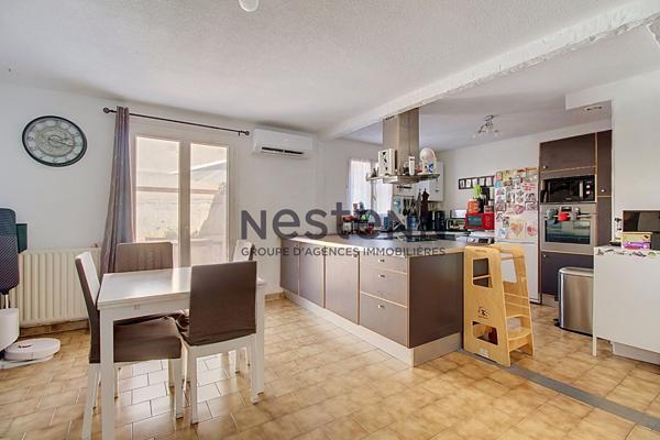 Maison T5 de 102 m² avec extérieurs et 4 chambres